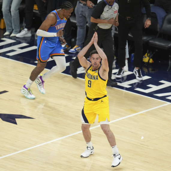 Desilo se što nikad nije – NBA finale puno zvezda, ali on piše istoriju VIDEO