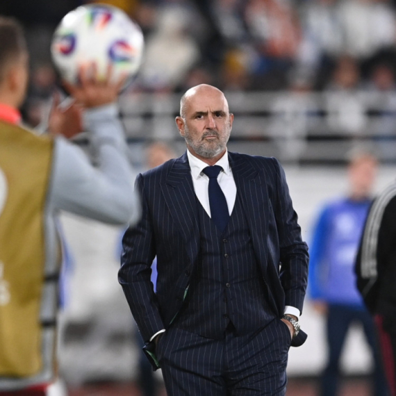 Sukob sa Levandovskim, poraz, pa ostavka