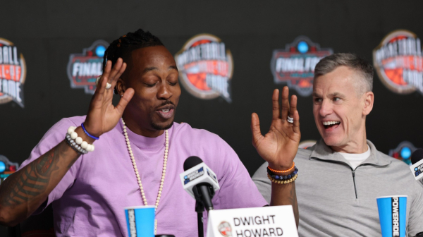 Bruka i sramota Dvajta Hauarda VIDEO