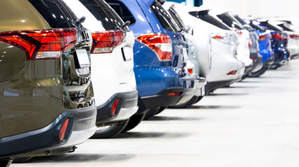 Novi predlog mera mogao bi skupo da košta vlasnike velikih automobila