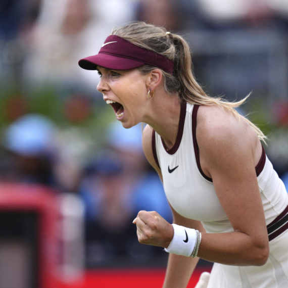 "Nadam se da ćeš dobiti rak, kovčeg za tvoju porodicu": Britanka otkrila jezive pretnje