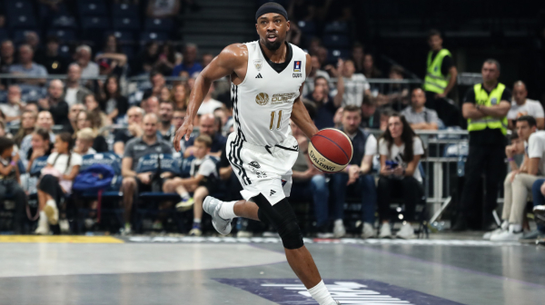 Dubai ostao bez igrača