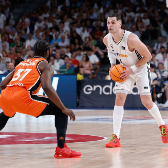 Real razbio Valensiju