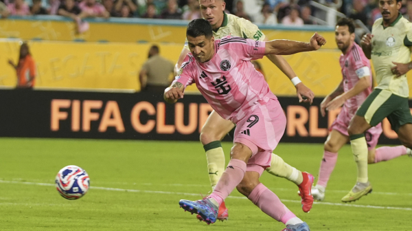 Pogledajte Suaresovu majstoriju iz sudijinog ugla VIDEO