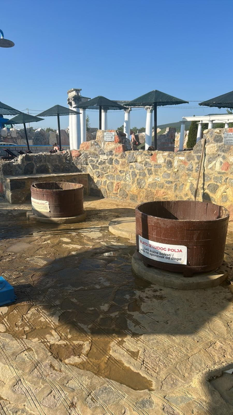 Ova banja u Srbiji je idealna za leto: Ima lekovitu vodu i blato, ali i akva-park FOTO