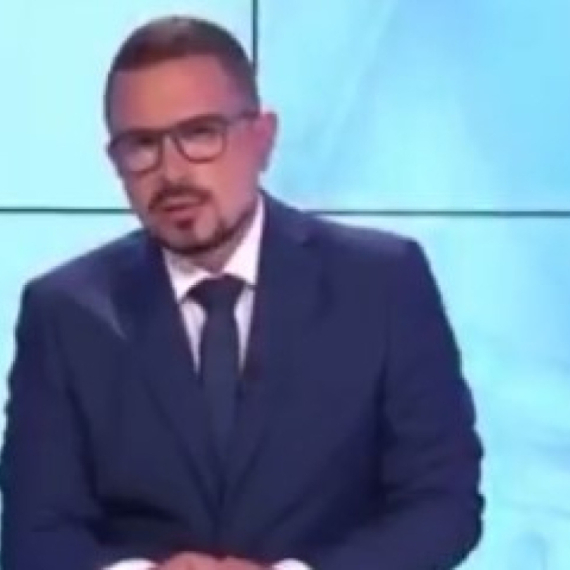 Voditelj na televiziji Nova S poručio: "Moskva je najlepša kada gori"