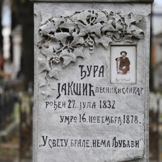 Završena još jedna uspešna sezona vođenih obilazaka Novog groblja VIDEO