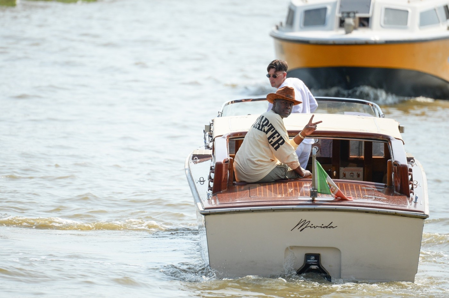 Svetski džet-set stiže na Bezosovo venčanje u Veneciji: Italijani još uvek besne FOTO