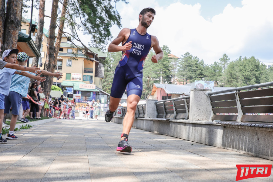 Trijatlonci osvajaju Zlatibor FOTO