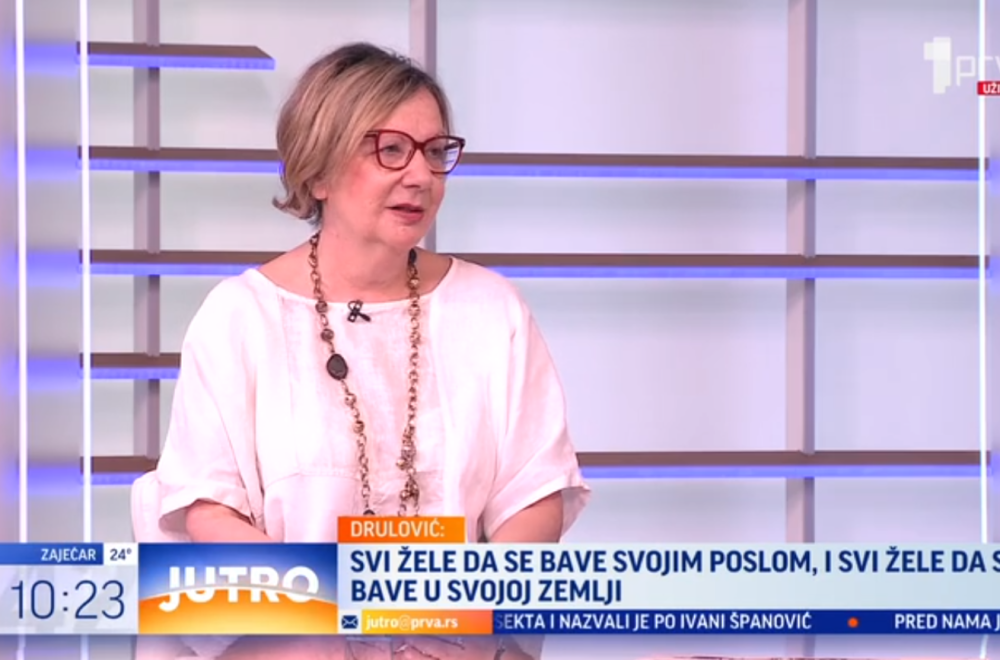 Medicinarima uručeno 100 ugovora o radu; Drulović: Njihov rad je prepoznat; Ranije najbolji nisu bili viđeni
