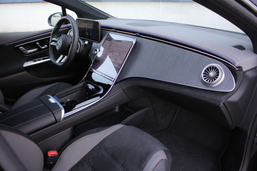 Test električnog automobila: Mercedes EQE – ništa bez tradicije