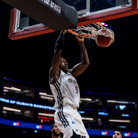 Dubai ne spava – "pao" novi potpis