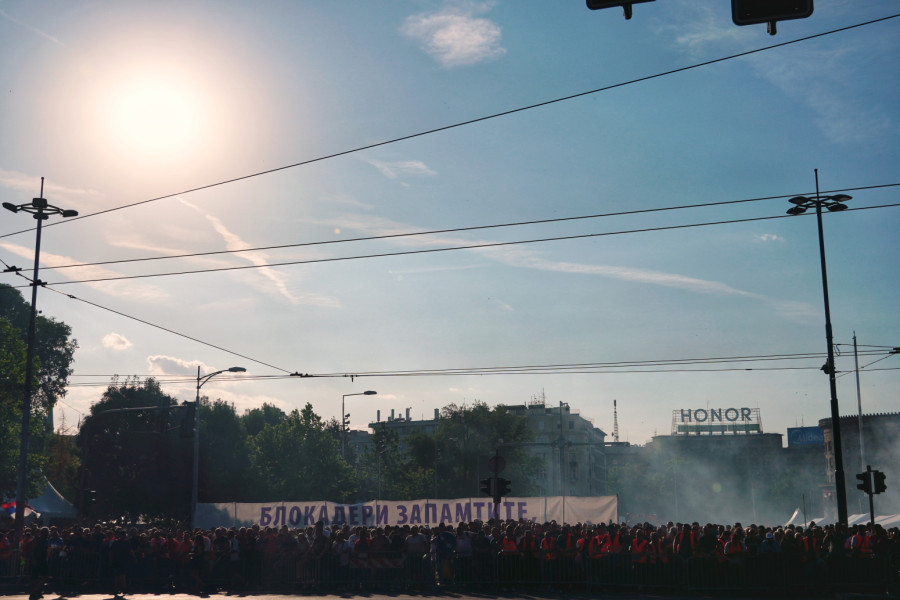 Završen program književne večeri: Za kraj projekcija filma Svedoci vekova-Visoki Dečani FOTO