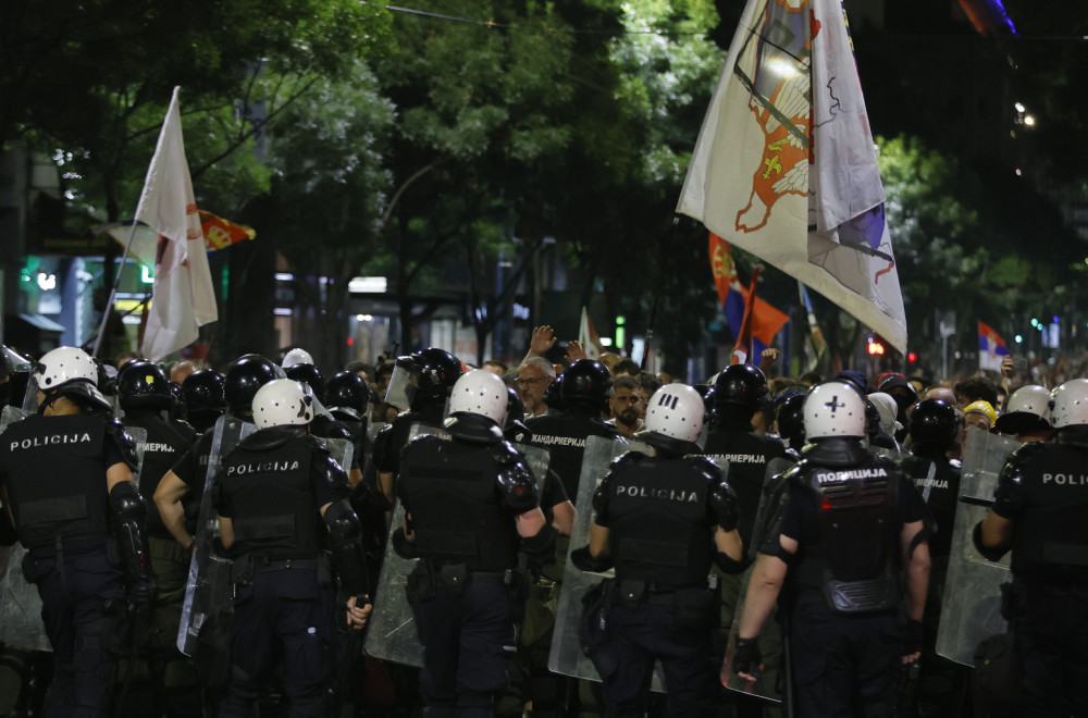 Oglasio se MUP: Policija ni u jednom trenutku nije ušla u prostorije Pravnog fakulteta