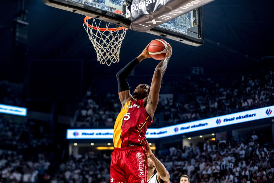 Zvezdina nova mašina za skokove sa kojom se sudbina žestoko poigrala FOTO/VIDEO