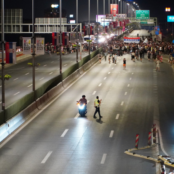 Vučić o nasilju blokadera: Nećete nikada da blokirate aerodrom, bićete pohapšeni; Dosta je bilo maltretiranja