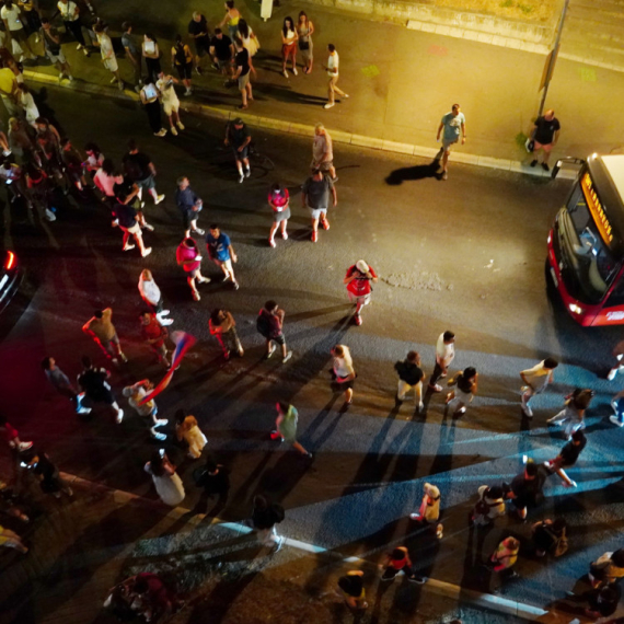 MUP: Blokade na teritoriji Srbije i BG su uklonjene, 79 osoba je privedeno