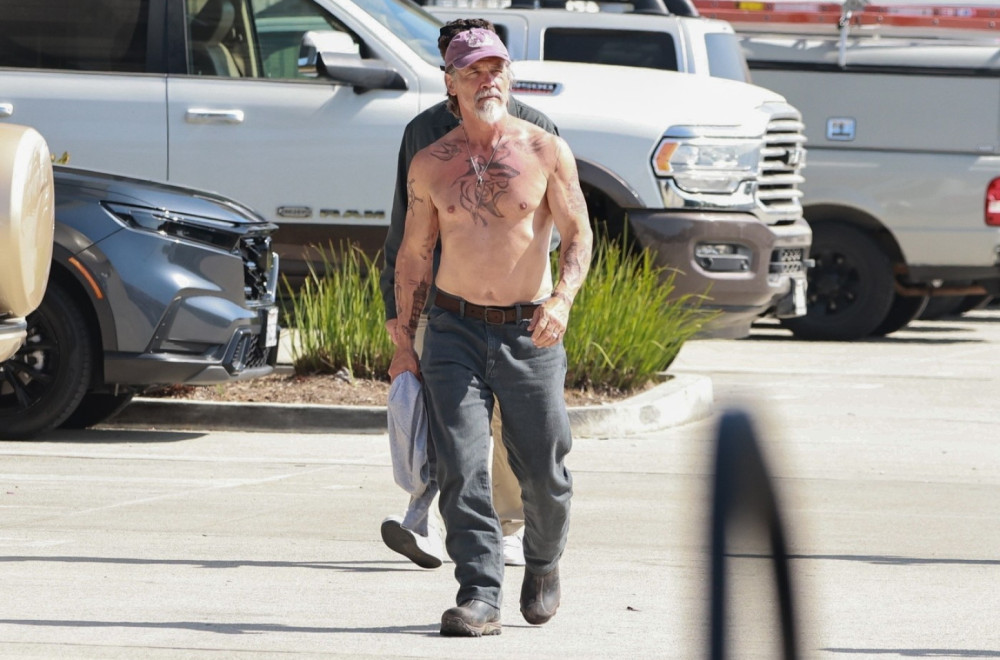 Poznati glumac totalno neprepoznatljiv FOTO