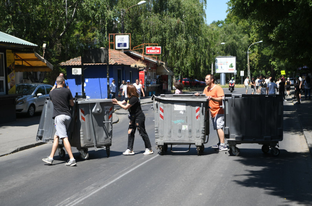 Najoštrije upozorenje "Gradske čistoće" blokaderima: Širite zarazu po Beogradu