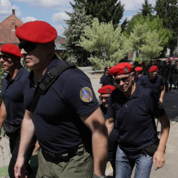 Veterani i bajkeri pozdravili građane Kosjerića FOTO/VIDEO