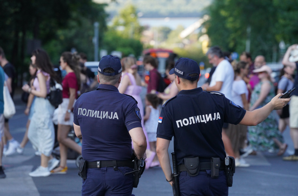 Pomoćnik direktora policije: Većina blokada uklonjena, privedena 44 blokadera