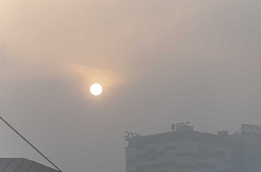 Šta se dešava u Sarajevu? Veliki oblak dima se nadvio nad gradom, širi se neprijatan miris FOTO