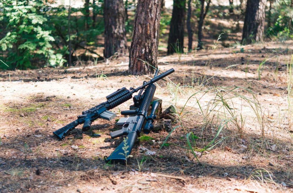 Vojska polaže oružje: Kraj rata!