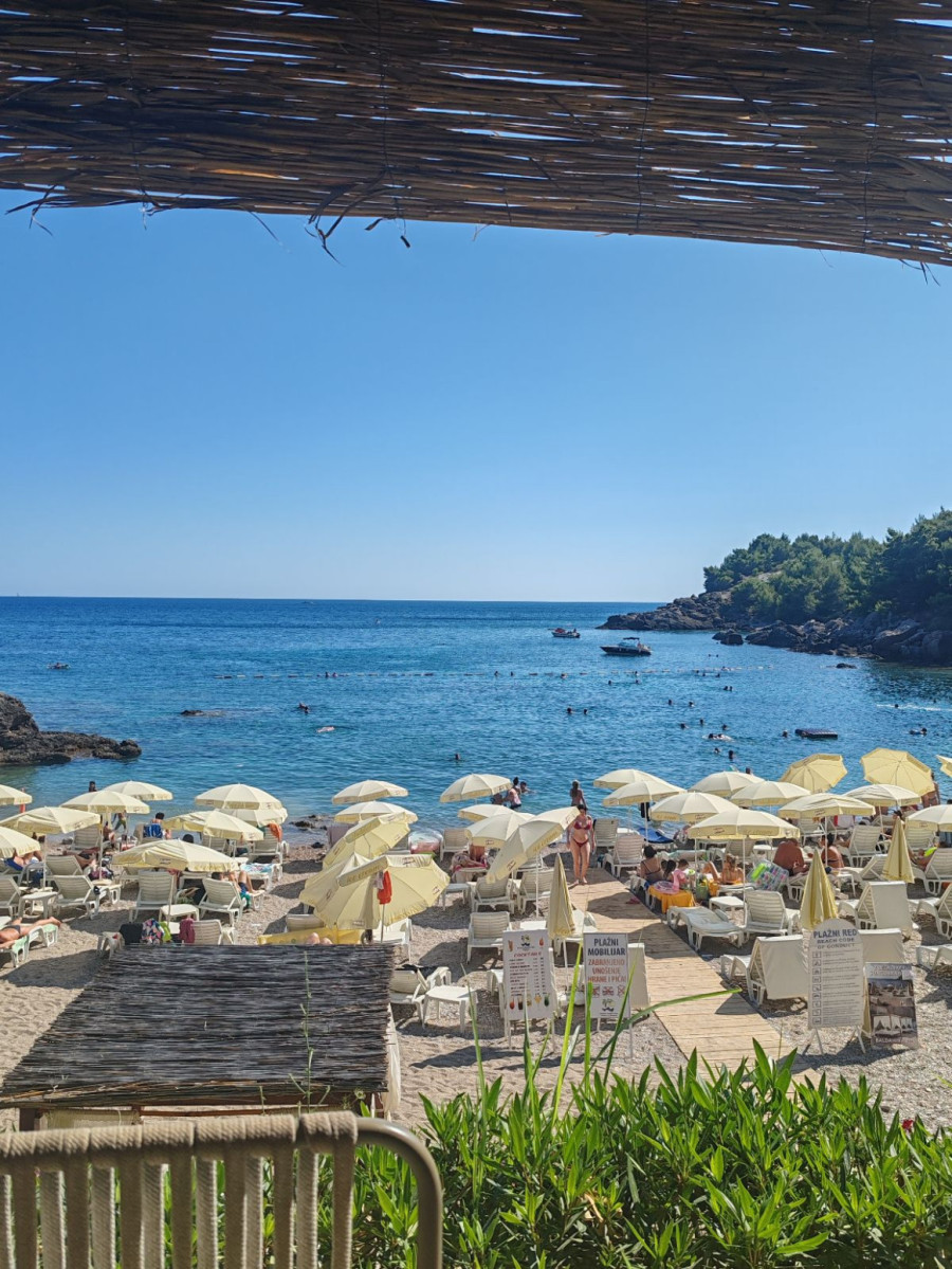 Turisti u Crnoj Gori izbačeni iz apartmana u pola 8 ujutro: Vašarska ponuda