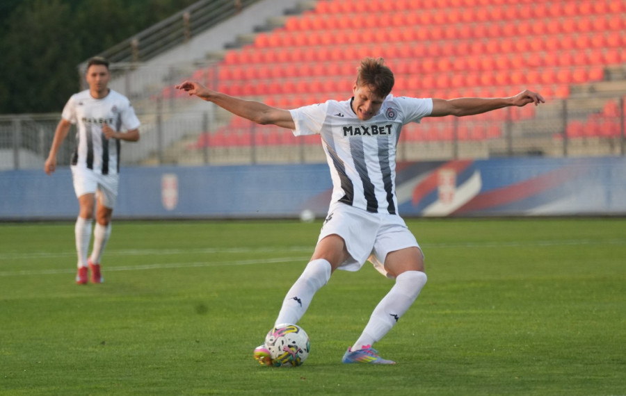 Partizan ponovo bez uspeha na bratskom duelu