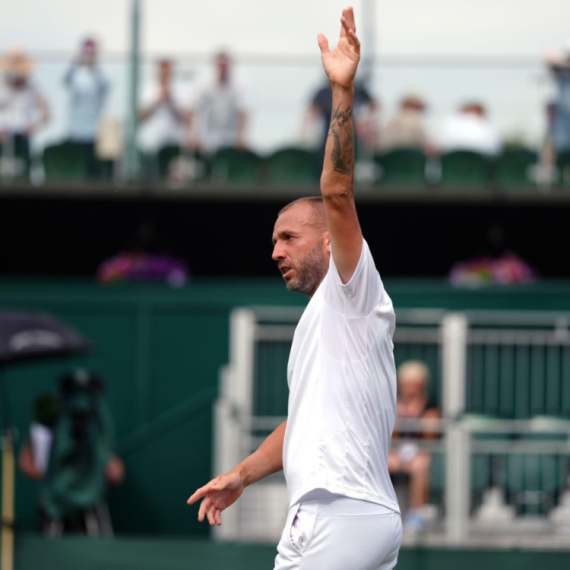 Đokovićev rival već sad "digao ruke" od Vimbldona?!