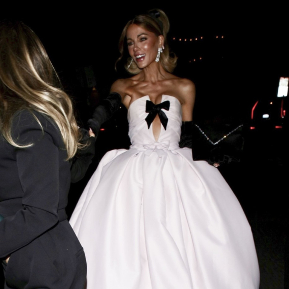 "Nekad najlepša, danas kost i koža": Šta je ostalo od fatalne plavuše? FOTO