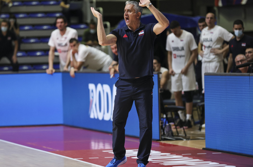 Zvanično: Kokoškov tri godine u Efesu!