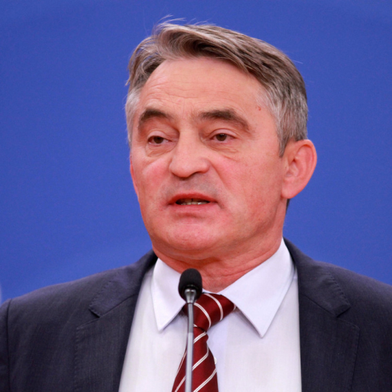 Komšić povodom tragedije u Tuzli: Teško je naći reči utehe, tuga pogađa celu zajednicu