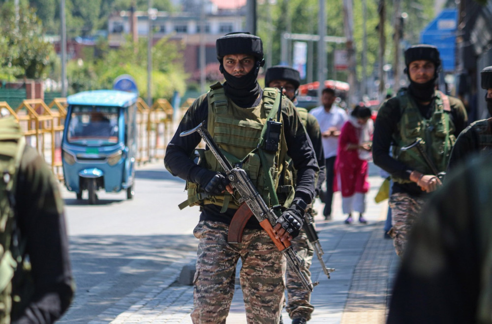 Trampov "omiljeni feldmaršal" dobija doživotni imunitet; Vojska preuzima državu