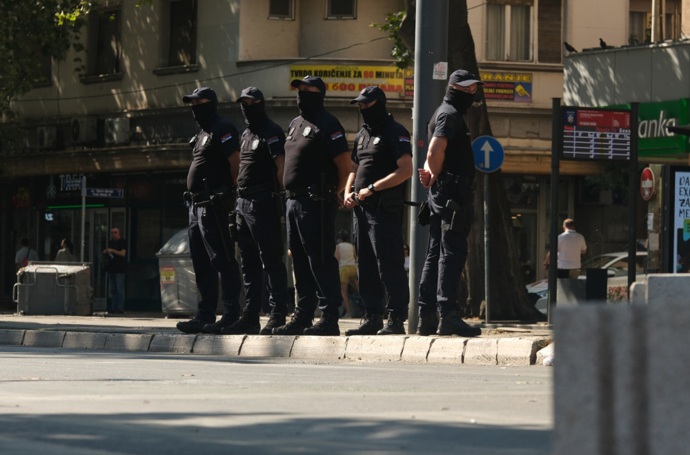 Blokaderi objavili pretnje smrću policiji; VJT formiralo predmet