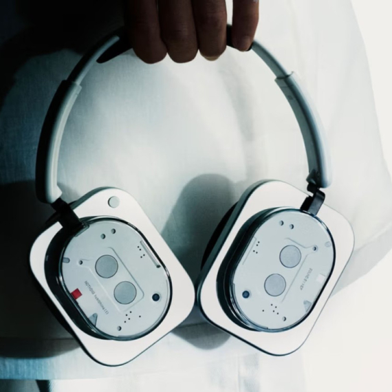 Nothing ima nove slušalice: Jedna funkcija nas posebno raduje FOTO