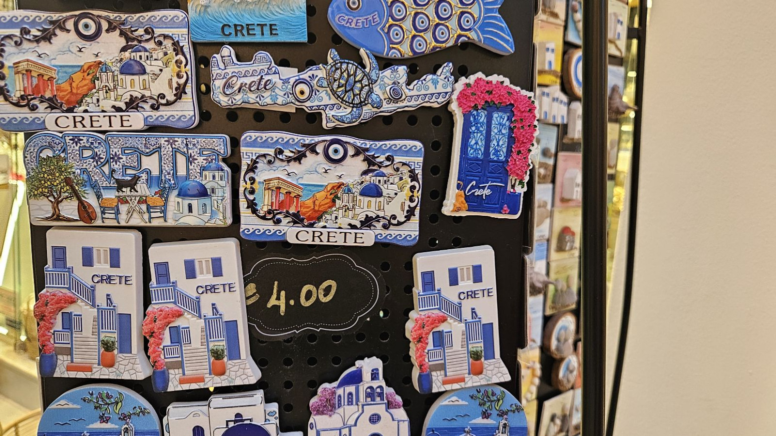 Da li će i čuveni suvenir postati luksuz? Cene u Grčkoj iznenadile turiste FOTO