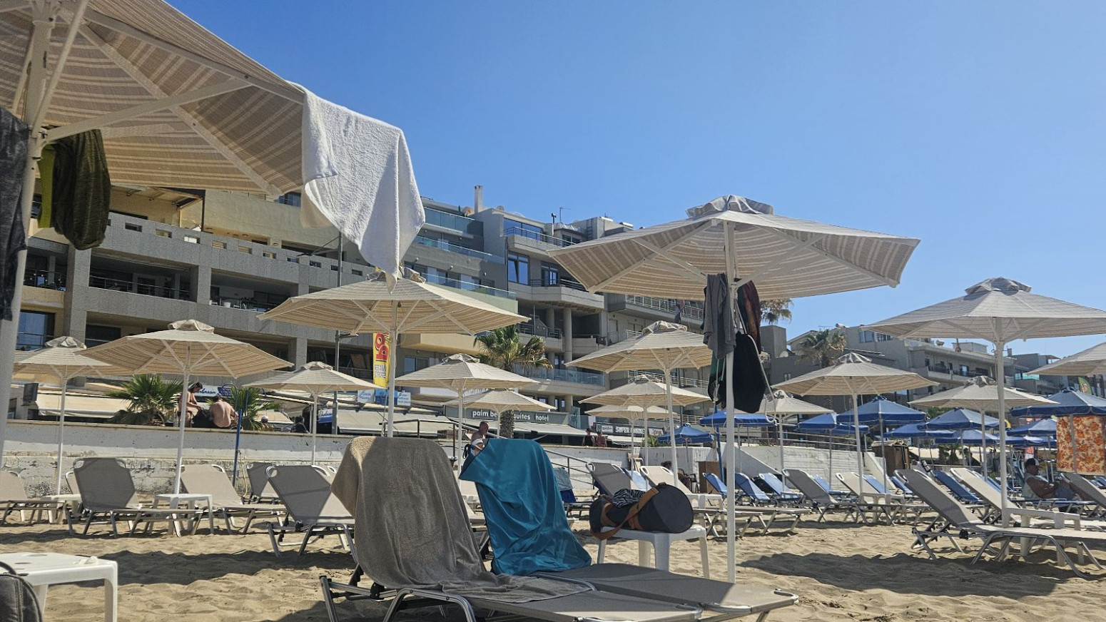 Hotel na Rodosu zabranjuje rezervaciju ležaljki peškirom