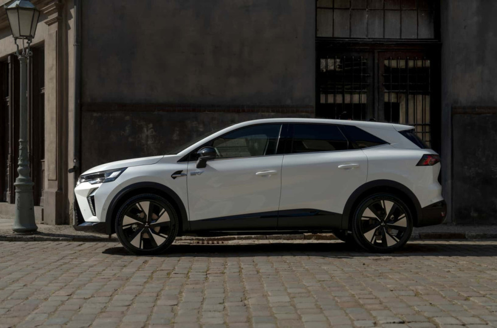 Mitsubishi Grandis: Novi hibridni SUV za Evropu krije francusko poreklo FOTO