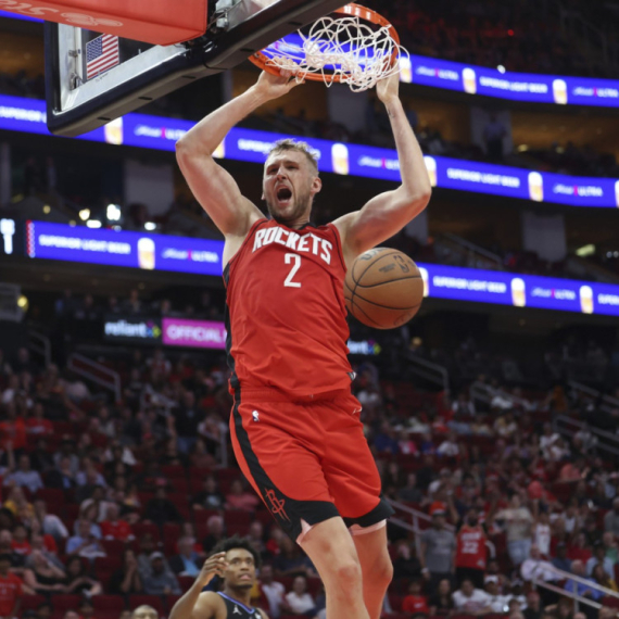 Hjuston otpustio Lendejla i "otvorio" vrata Partizanu?!