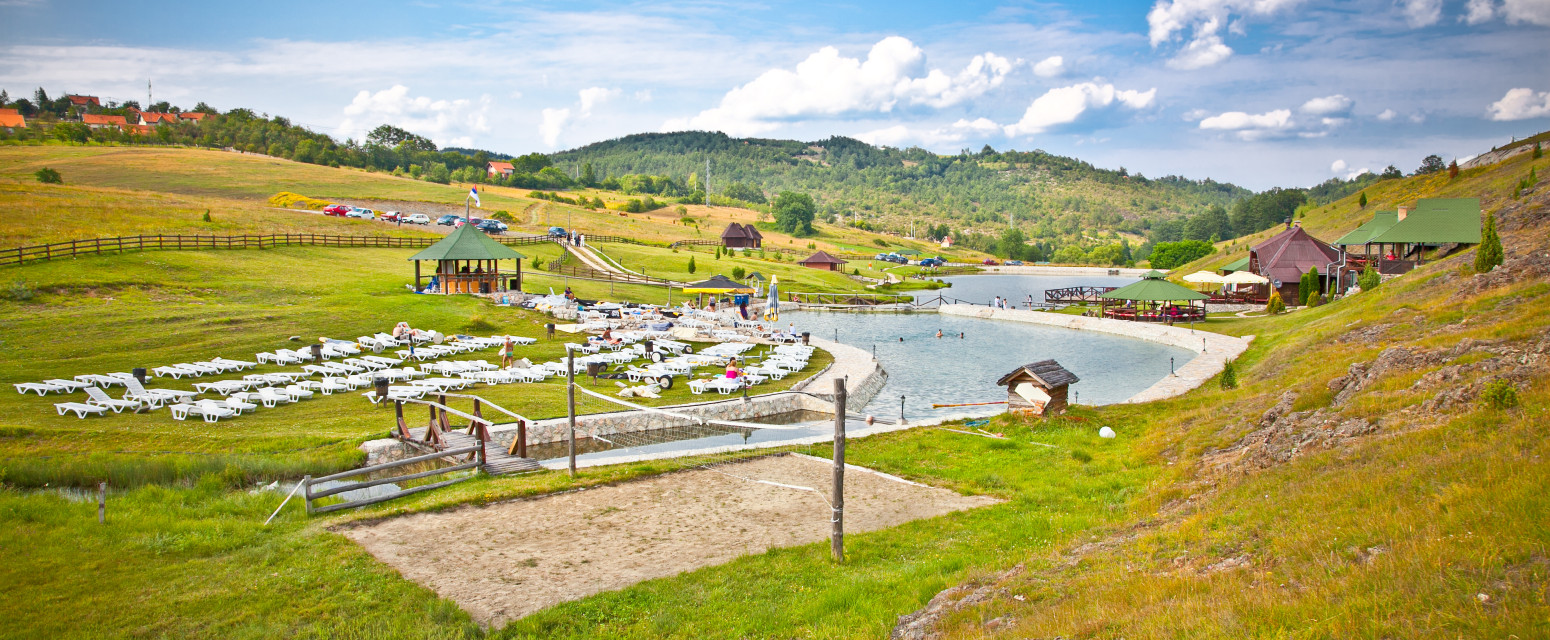 Najpopularnija srpska planina idealna i za leto; Zvanično otvorena i kupališta: Ovo su cene