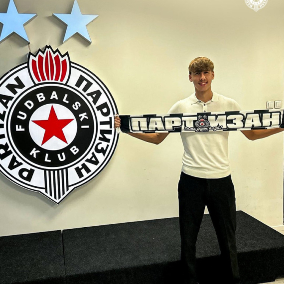 Perspektivni vezista putem Dragojevića i Ugrešića: Partizan poslao Makevića u Teleoptik