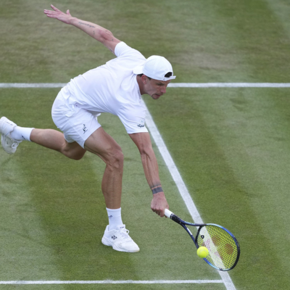 Monfis ispustio 2-1, Mađaru maraton i prolaz dalje