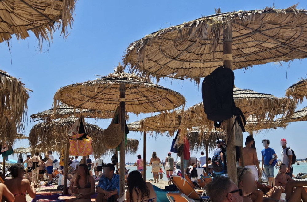 Turisti iz Srbije šokirani jednom stvari koja se naplaćuje na plaži u Grčkoj FOTO/ANKETA