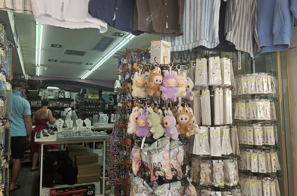 Da li će i čuveni suvenir postati luksuz? Cene u Grčkoj iznenadile turiste FOTO