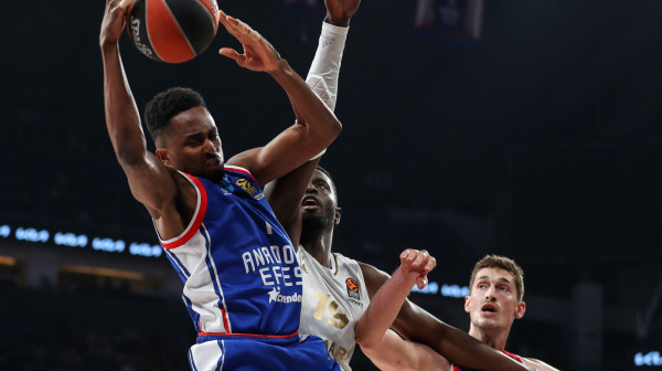 Legenda Efesa ne staje – i sledeće godine kod Srbina