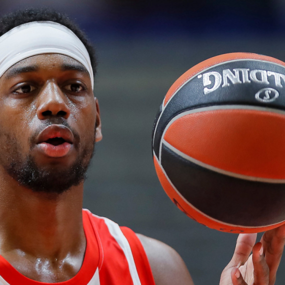 Džordan Lojd oblači reprezentativni dres