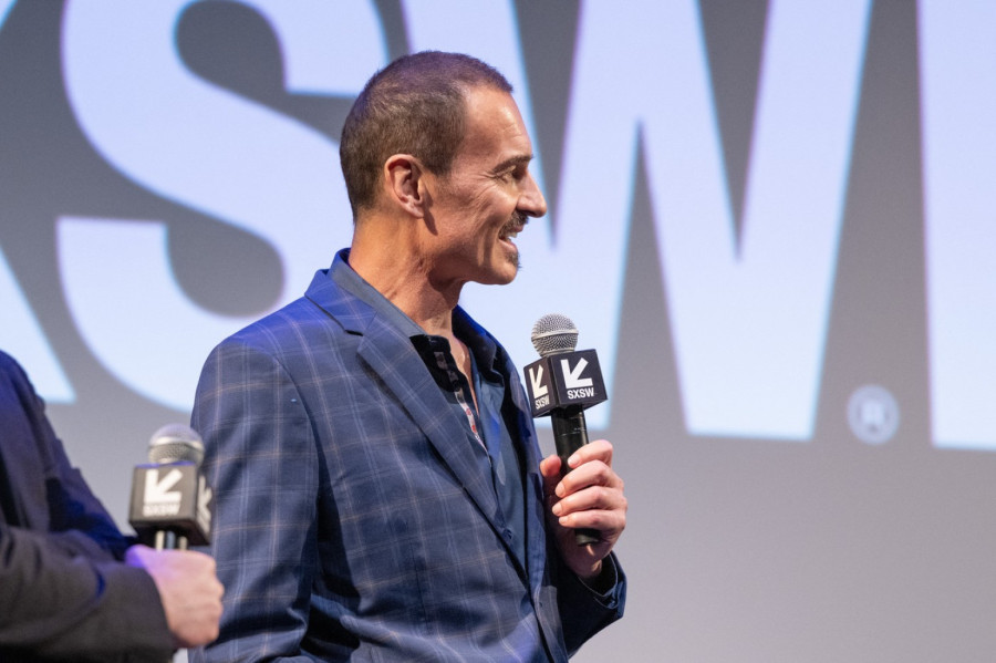 Poslednje fotografije Džulijana Mekmahona govore sve: Mršav, iscrpljen i neprepoznatljiv FOTO