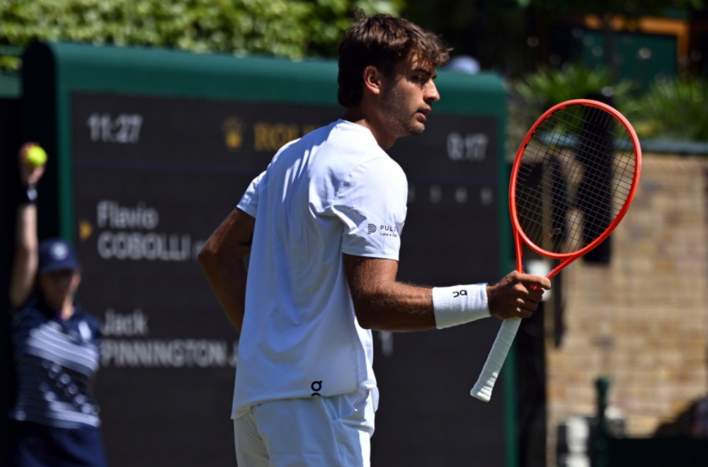 Koboli pregazio Menšika za osminu finala Vimbldona