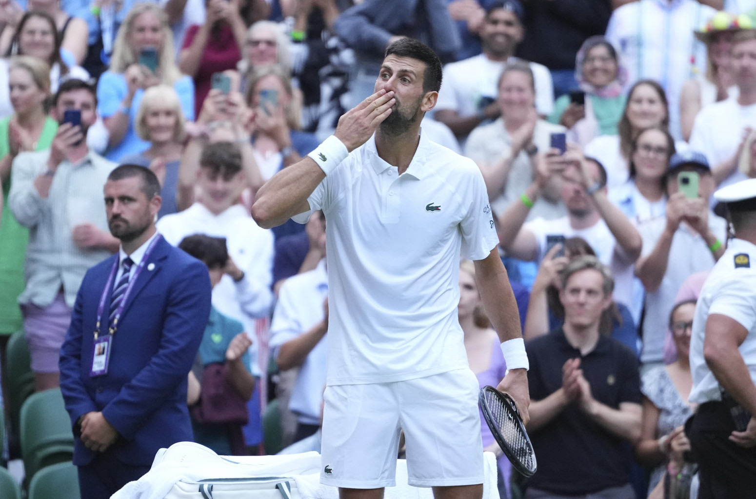 "Đoković osvaja još 20 Grend slemova!"; Novak: "Dobro, da ne preterujemo..."